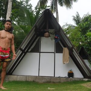 Filipino Millionaire Living Off-Grid on a Remote Island – 1 Week in a Small Cabin